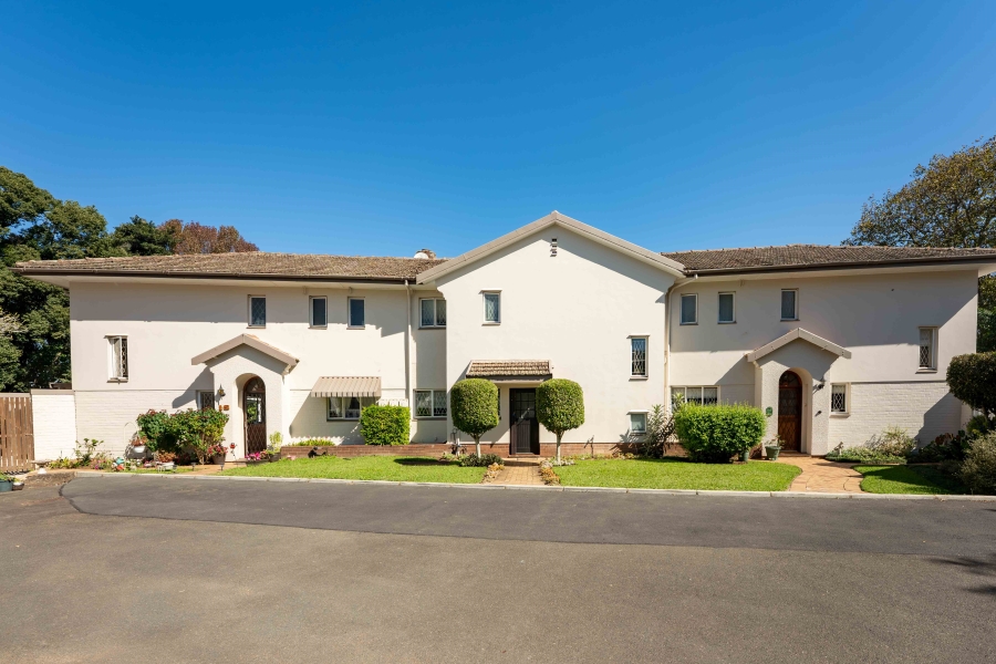 2 Bedroom Property for Sale in Kloof KwaZulu-Natal