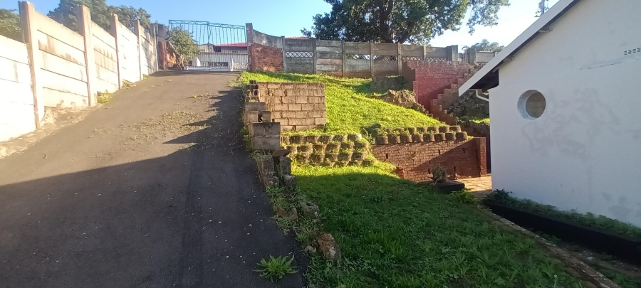 3 Bedroom Property for Sale in Montclair KwaZulu-Natal