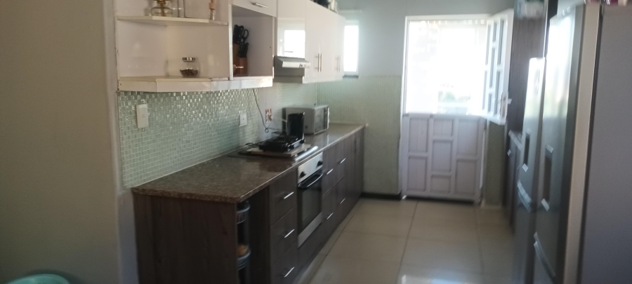3 Bedroom Property for Sale in Montclair KwaZulu-Natal