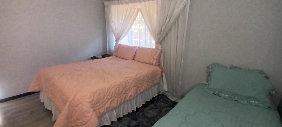 3 Bedroom Property for Sale in Montclair KwaZulu-Natal
