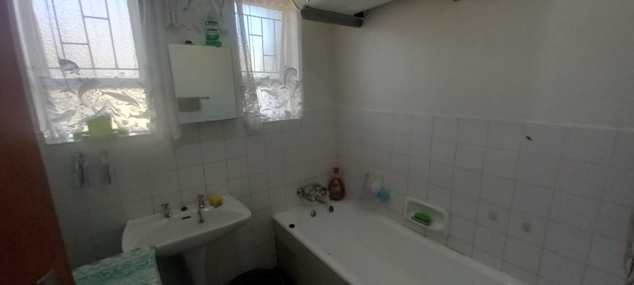 3 Bedroom Property for Sale in Pioneer Park KwaZulu-Natal