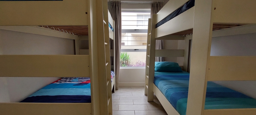 To Let 3 Bedroom Property for Rent in St Michaels On Sea KwaZulu-Natal