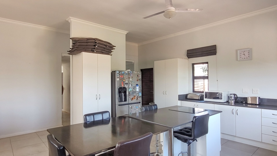 3 Bedroom Property for Sale in Palm Lakes Estate KwaZulu-Natal
