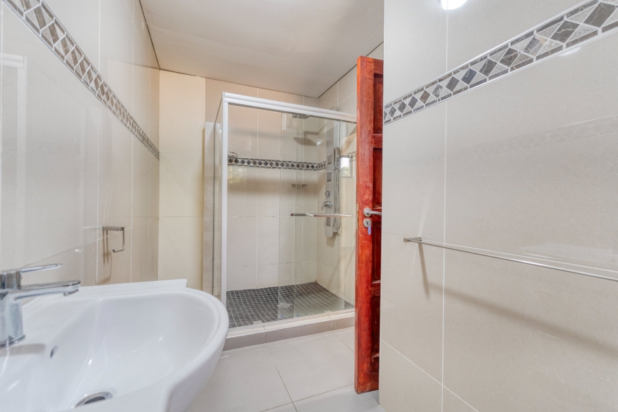 5 Bedroom Property for Sale in Mzingazi Golf Estate KwaZulu-Natal