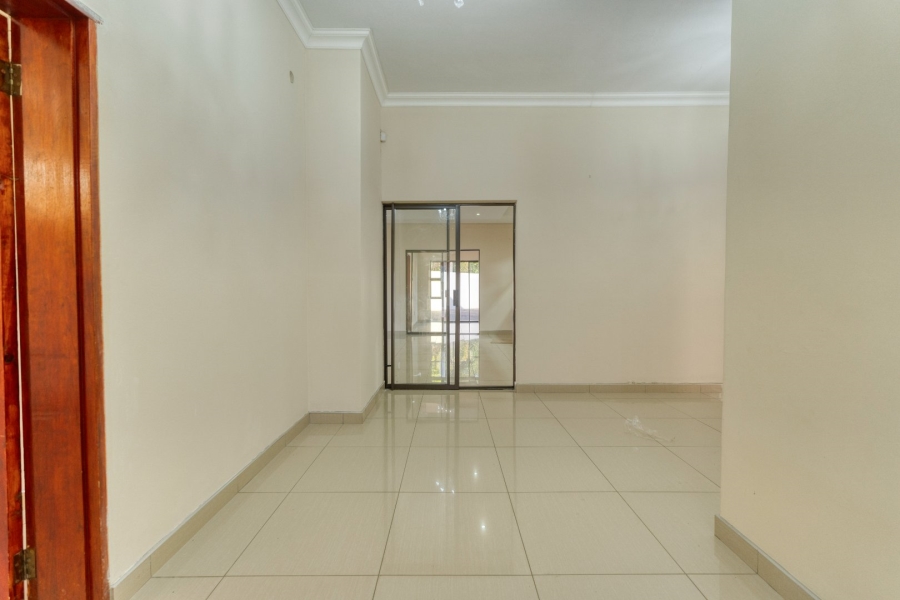 5 Bedroom Property for Sale in Mzingazi Golf Estate KwaZulu-Natal