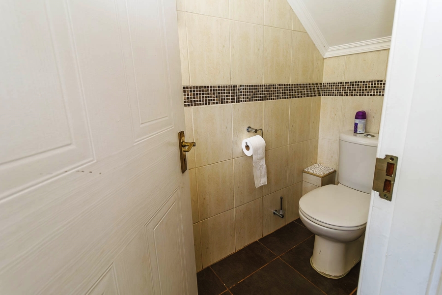 4 Bedroom Property for Sale in Hilldene KwaZulu-Natal
