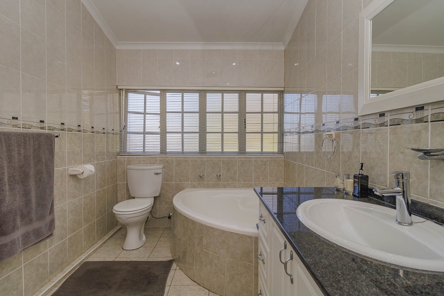 4 Bedroom Property for Sale in Hilldene KwaZulu-Natal