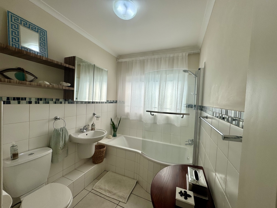 3 Bedroom Property for Sale in Chase Valley Downs KwaZulu-Natal