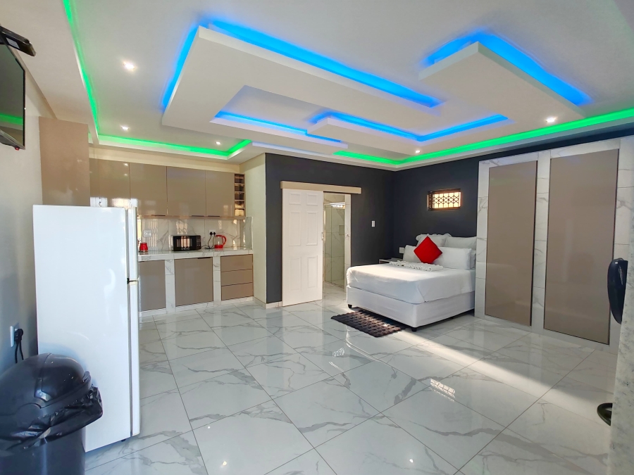 To Let 1 Bedroom Property for Rent in Port Shepstone KwaZulu-Natal