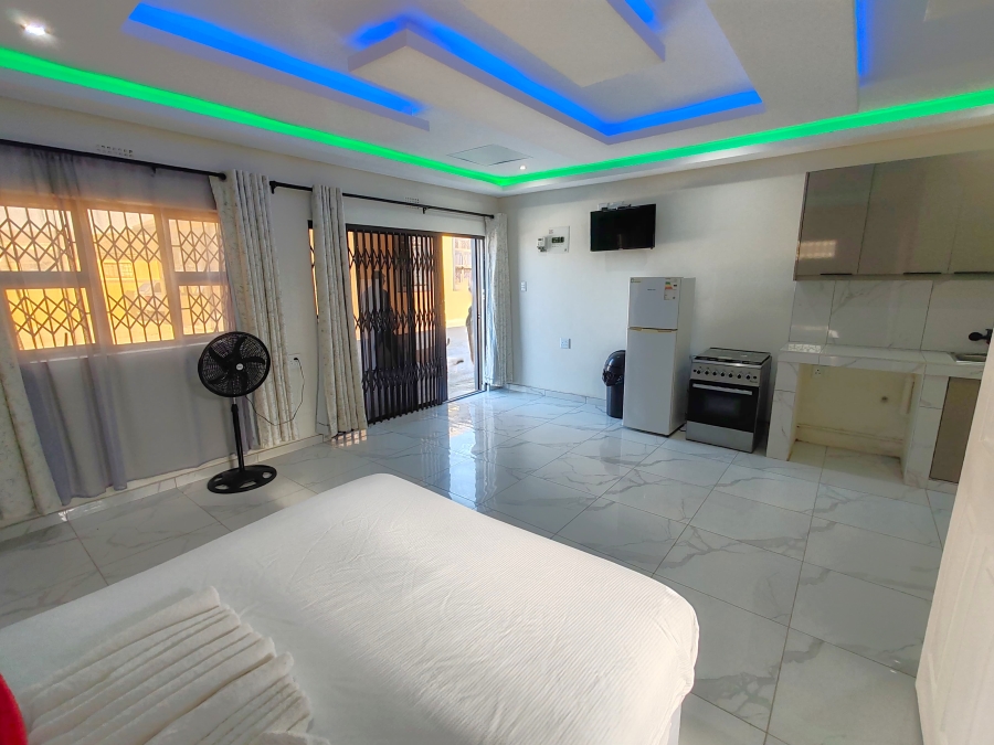 To Let 1 Bedroom Property for Rent in Port Shepstone KwaZulu-Natal