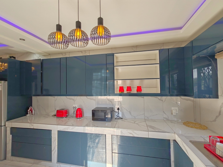 To Let 3 Bedroom Property for Rent in Port Shepstone KwaZulu-Natal