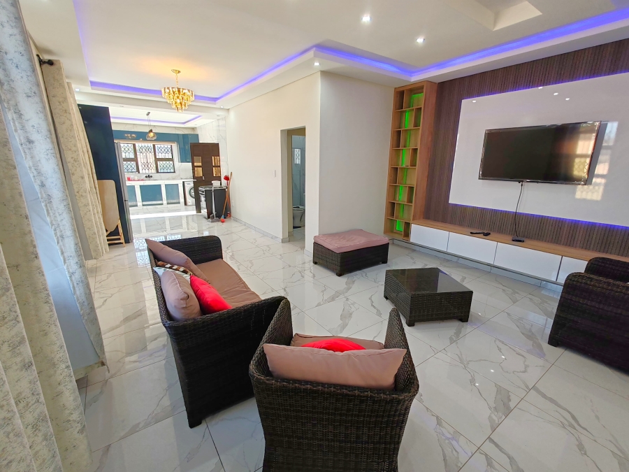 To Let 3 Bedroom Property for Rent in Port Shepstone KwaZulu-Natal