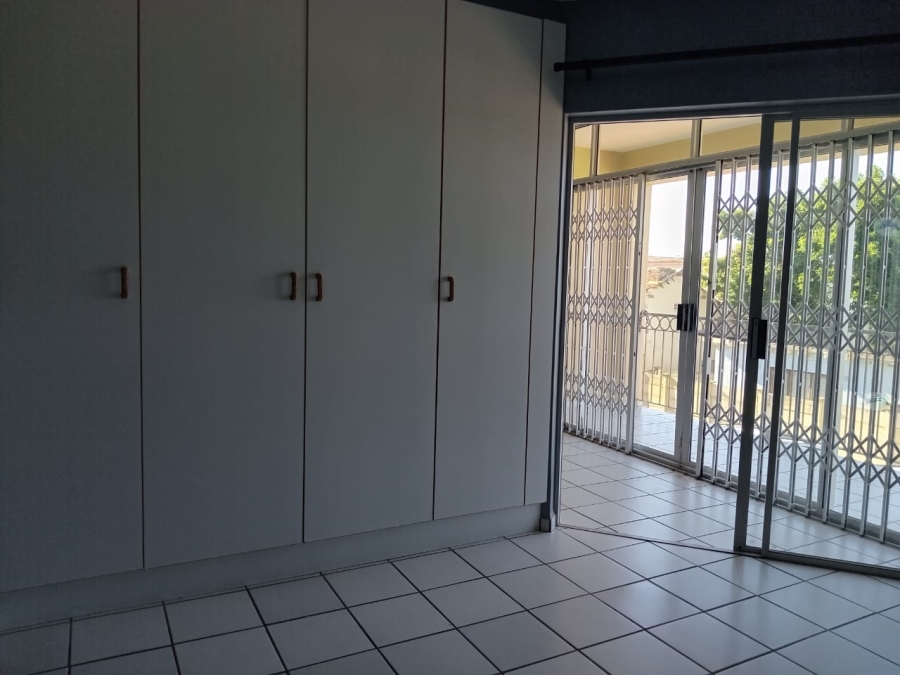 3 Bedroom Property for Sale in St Michaels On Sea KwaZulu-Natal