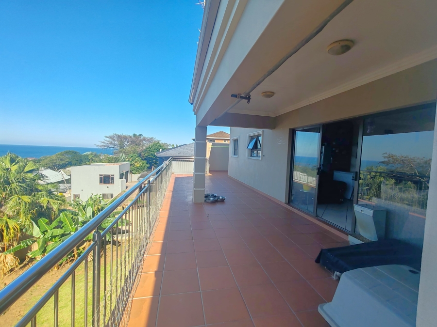 5 Bedroom Property for Sale in Shelly Beach KwaZulu-Natal