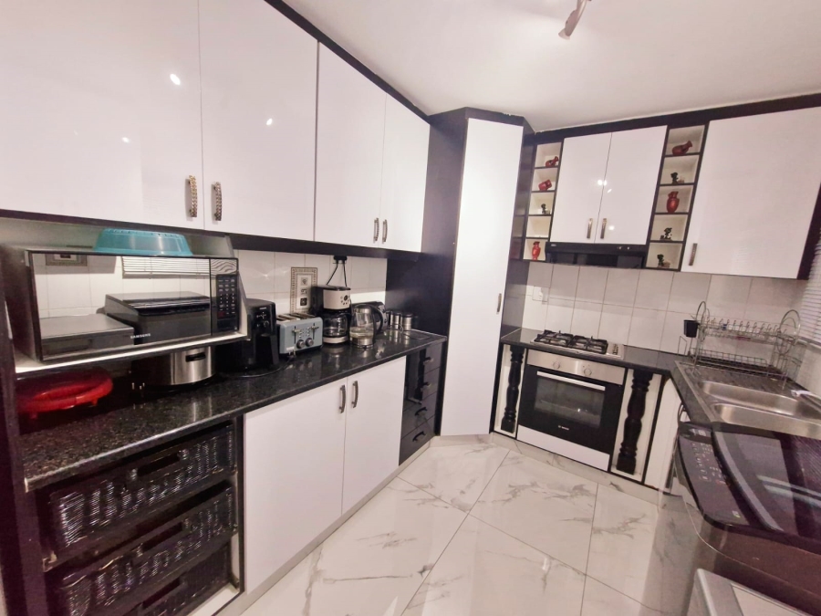 3 Bedroom Property for Sale in Whetstone KwaZulu-Natal