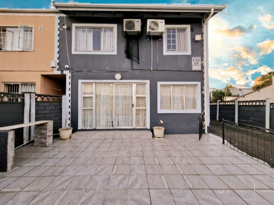 3 Bedroom Property for Sale in Whetstone KwaZulu-Natal