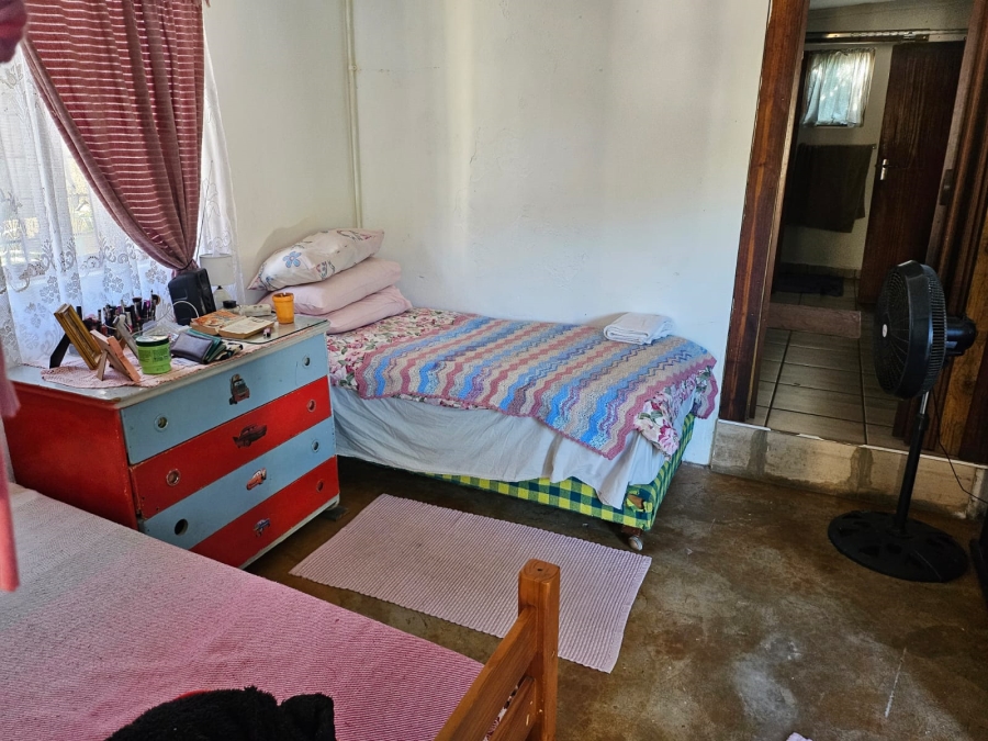 6 Bedroom Property for Sale in Tugela Mouth KwaZulu-Natal