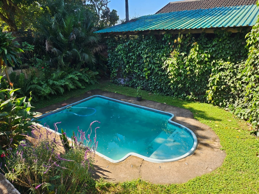 6 Bedroom Property for Sale in Tugela Mouth KwaZulu-Natal
