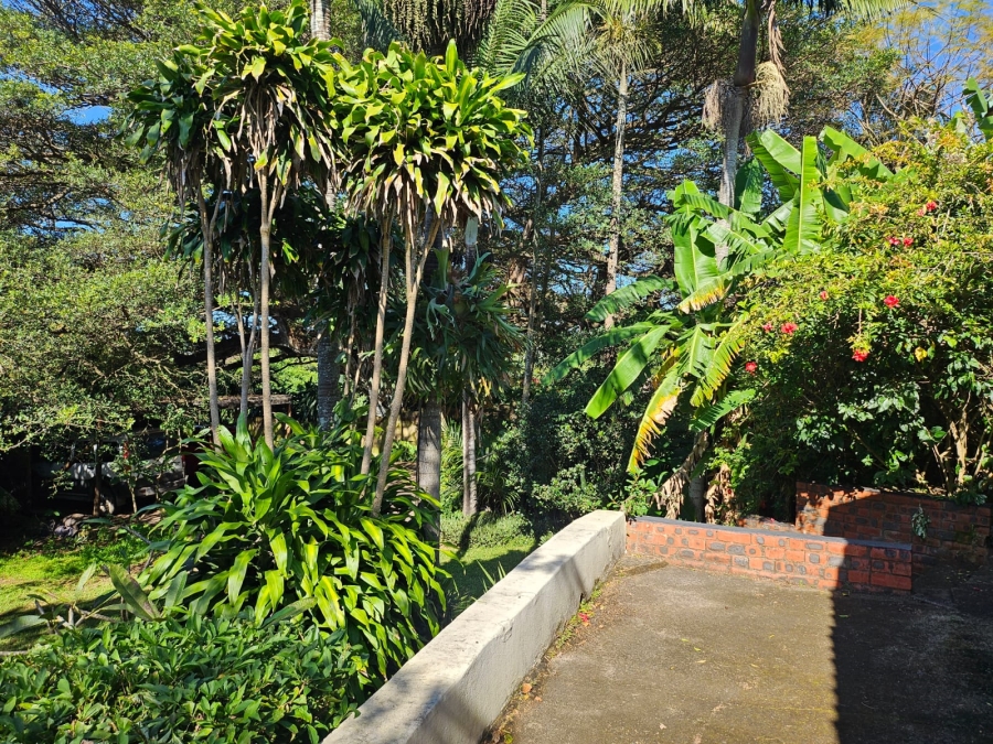 6 Bedroom Property for Sale in Tugela Mouth KwaZulu-Natal