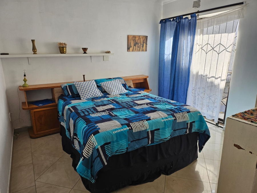 6 Bedroom Property for Sale in Tugela Mouth KwaZulu-Natal