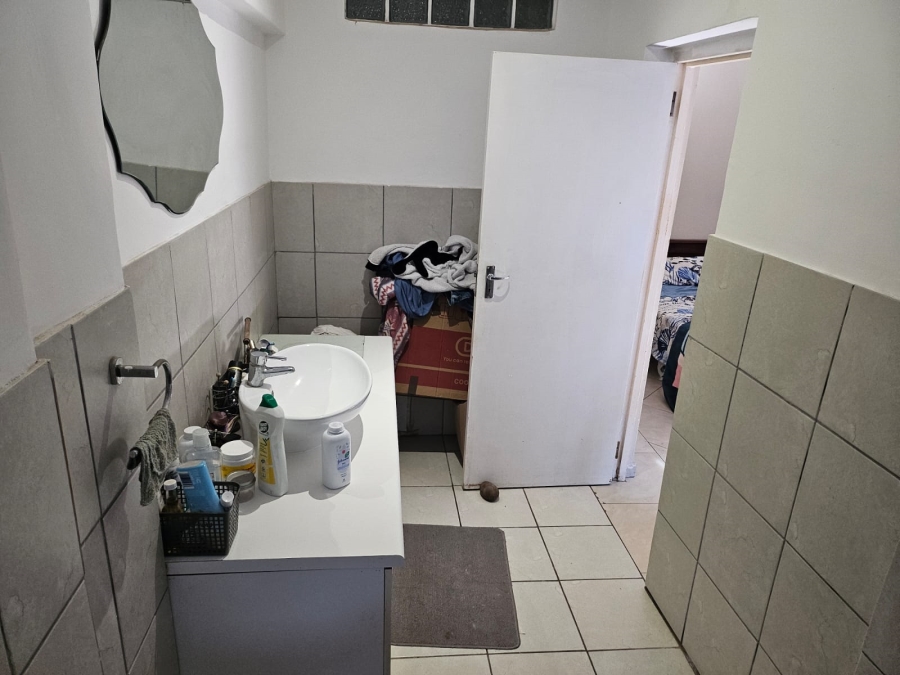 6 Bedroom Property for Sale in Tugela Mouth KwaZulu-Natal