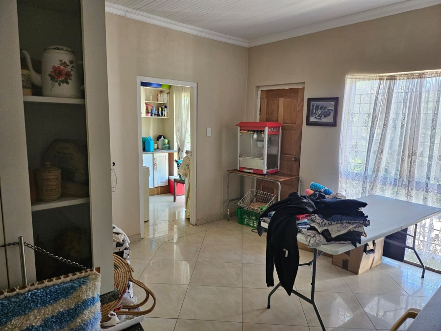 6 Bedroom Property for Sale in Tugela Mouth KwaZulu-Natal