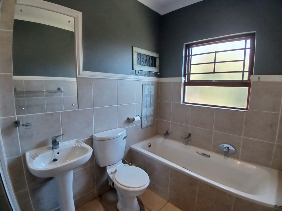 To Let 2 Bedroom Property for Rent in Assagay KwaZulu-Natal