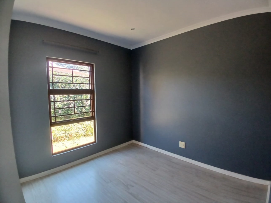 To Let 2 Bedroom Property for Rent in Assagay KwaZulu-Natal