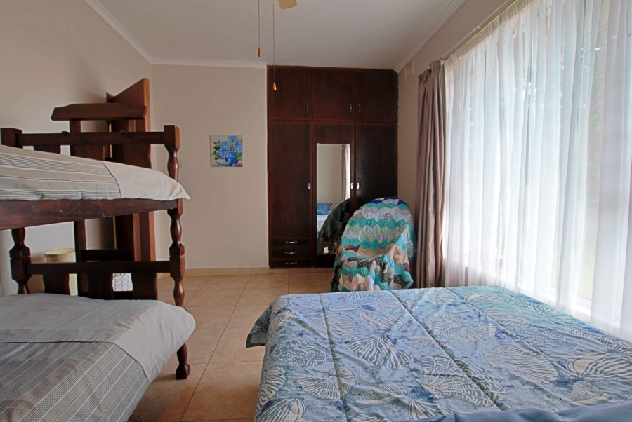 5 Bedroom Property for Sale in Pennington KwaZulu-Natal