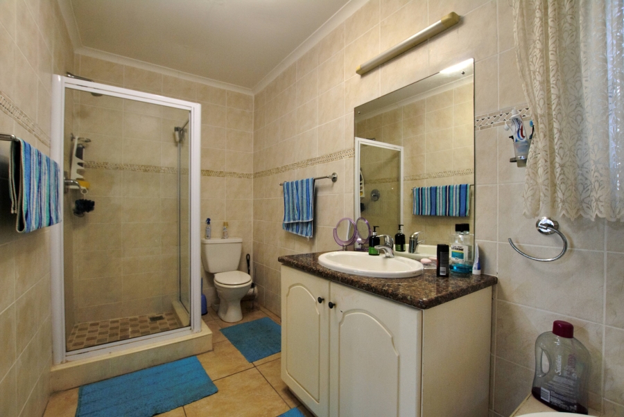 5 Bedroom Property for Sale in Pennington KwaZulu-Natal