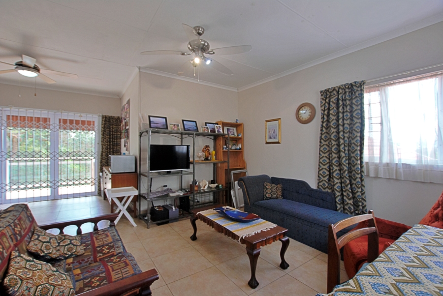 5 Bedroom Property for Sale in Pennington KwaZulu-Natal