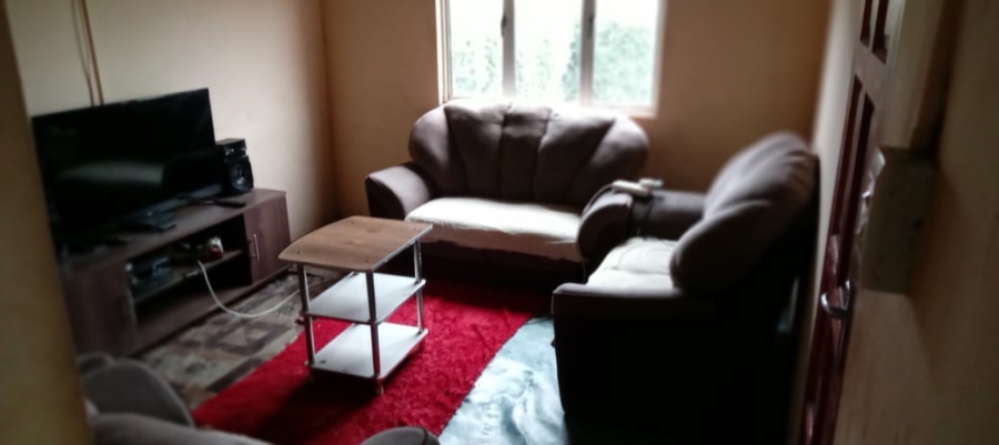 2 Bedroom Property for Sale in Kwandengezi KwaZulu-Natal