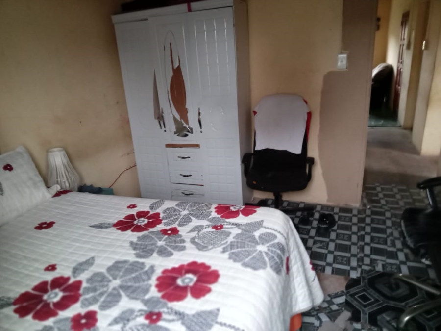 2 Bedroom Property for Sale in Kwandengezi KwaZulu-Natal