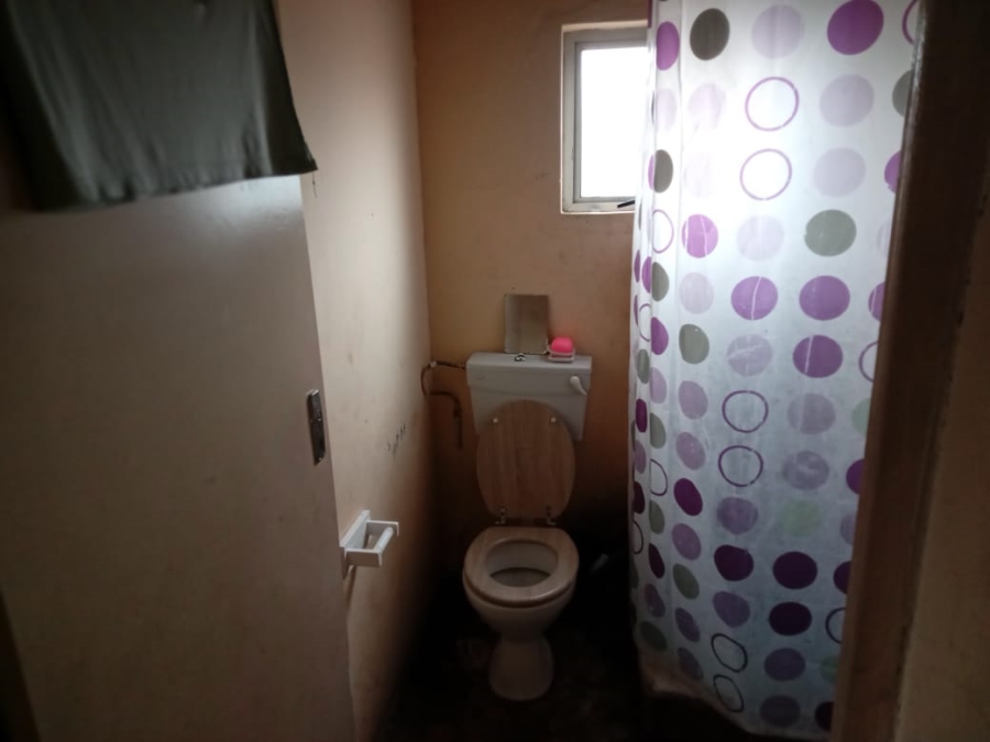 2 Bedroom Property for Sale in Kwandengezi KwaZulu-Natal