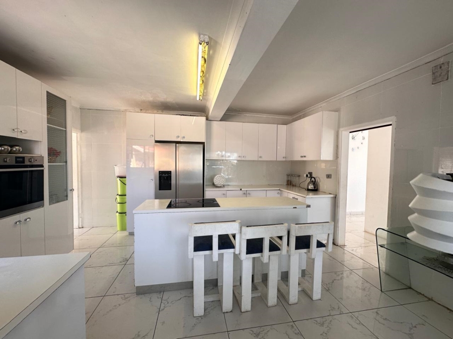 4 Bedroom Property for Sale in Mobeni Heights KwaZulu-Natal