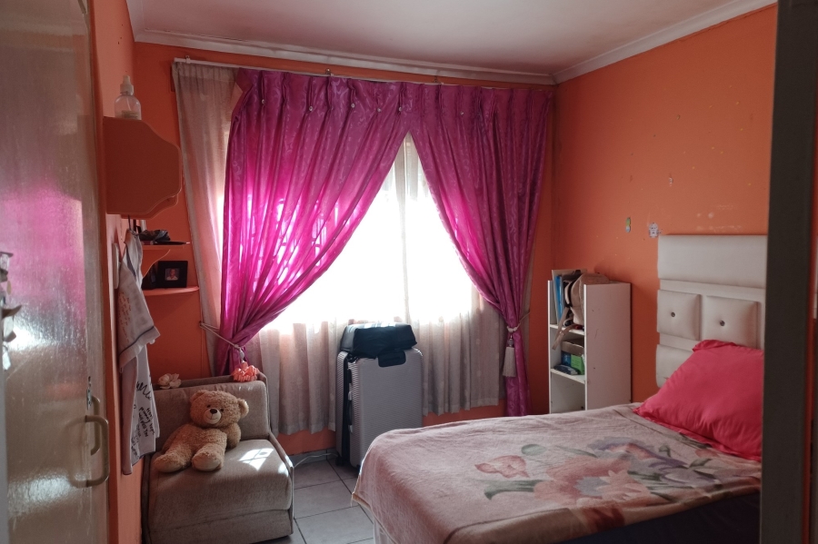 5 Bedroom Property for Sale in Kloof KwaZulu-Natal