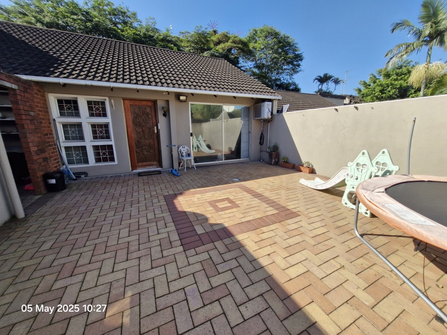2 Bedroom Property for Sale in Sherwood KwaZulu-Natal