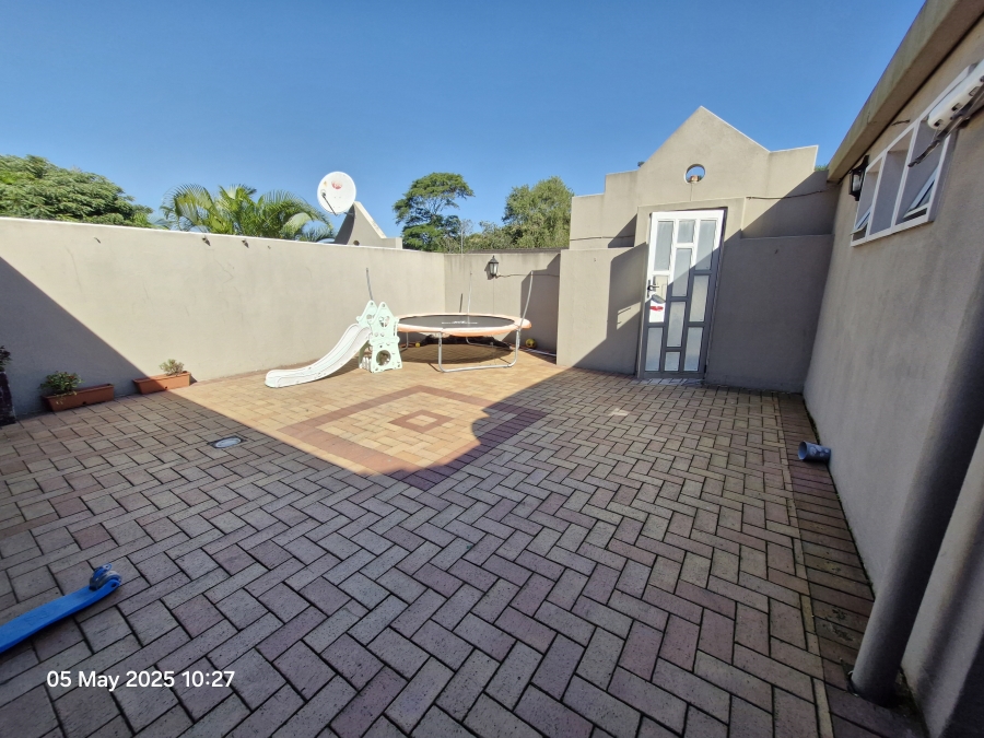 2 Bedroom Property for Sale in Sherwood KwaZulu-Natal
