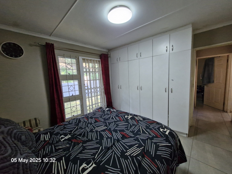 2 Bedroom Property for Sale in Sherwood KwaZulu-Natal