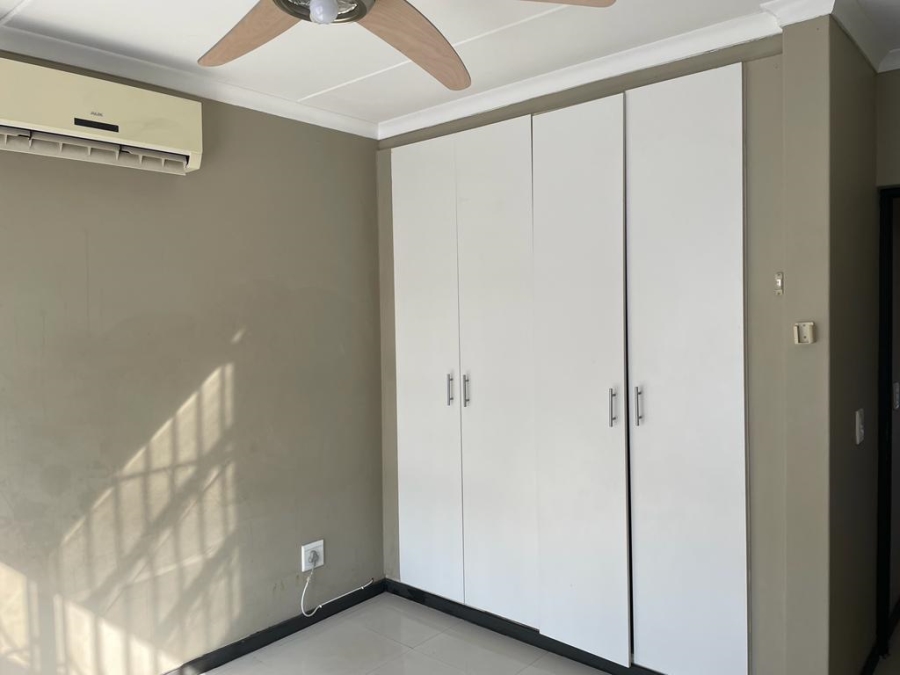 2 Bedroom Property for Sale in Windermere KwaZulu-Natal