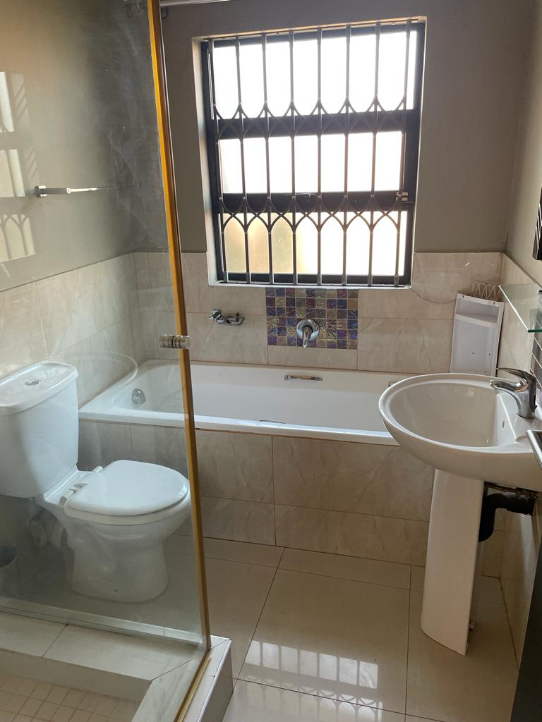 2 Bedroom Property for Sale in Windermere KwaZulu-Natal