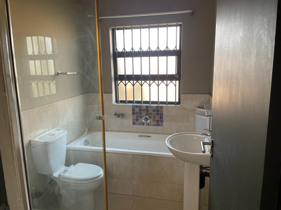 2 Bedroom Property for Sale in Windermere KwaZulu-Natal