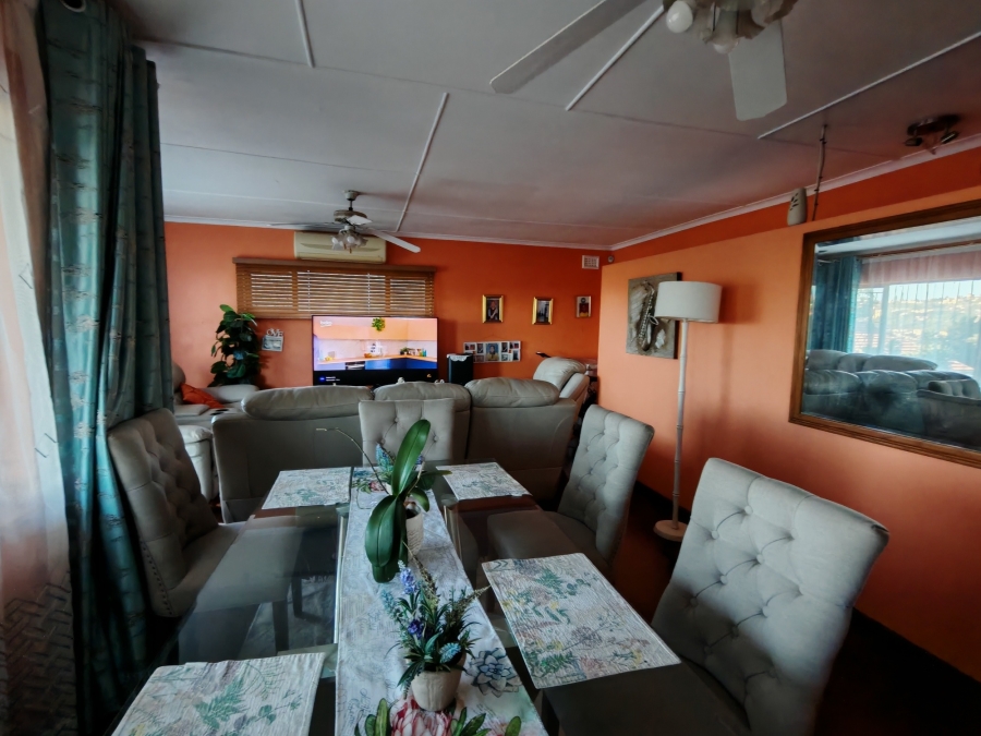 3 Bedroom Property for Sale in Wentworth KwaZulu-Natal