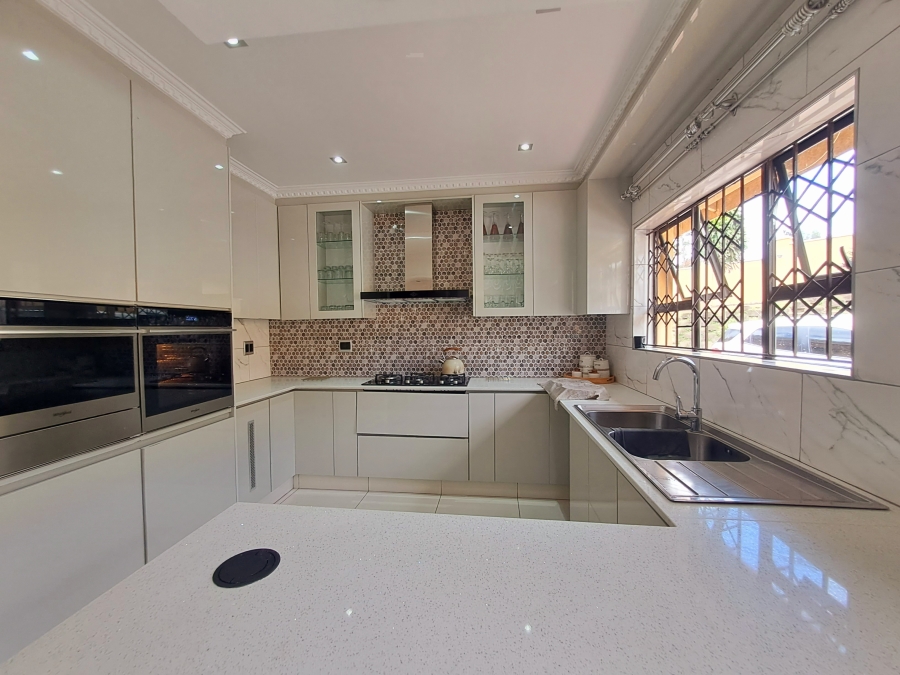 To Let 4 Bedroom Property for Rent in Moseley Park KwaZulu-Natal