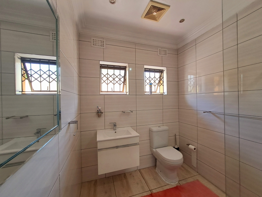 To Let 4 Bedroom Property for Rent in Moseley Park KwaZulu-Natal