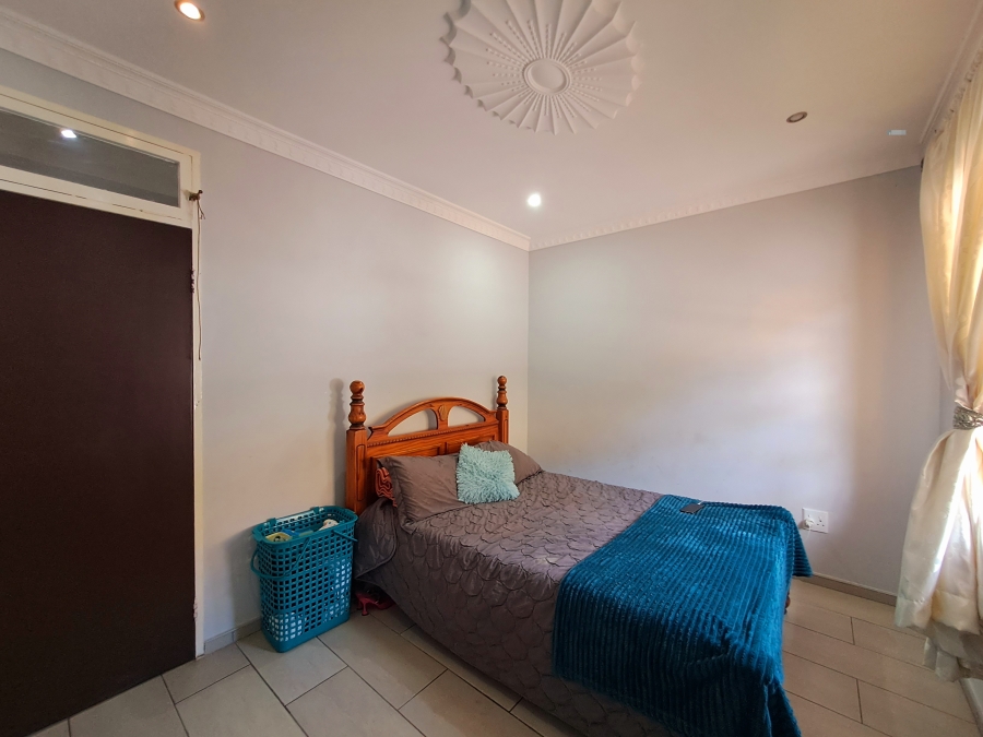 To Let 4 Bedroom Property for Rent in Moseley Park KwaZulu-Natal