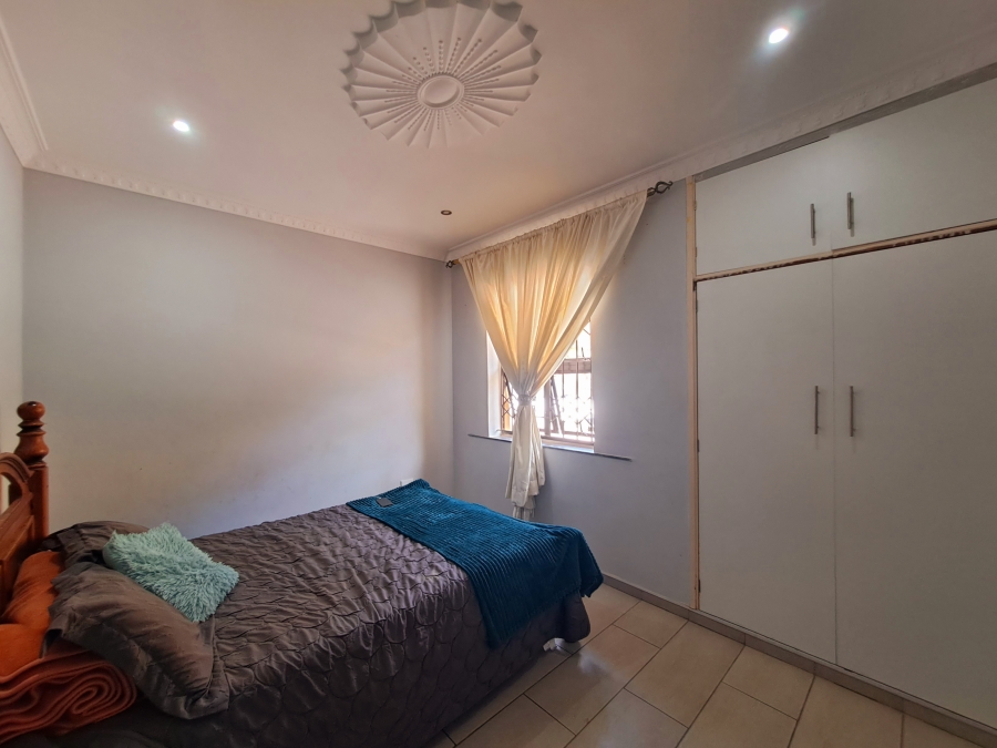 To Let 4 Bedroom Property for Rent in Moseley Park KwaZulu-Natal