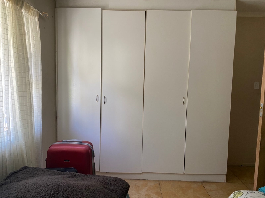 2 Bedroom Property for Sale in Montclair KwaZulu-Natal