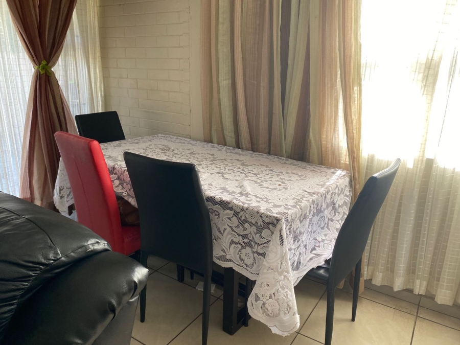 2 Bedroom Property for Sale in Montclair KwaZulu-Natal