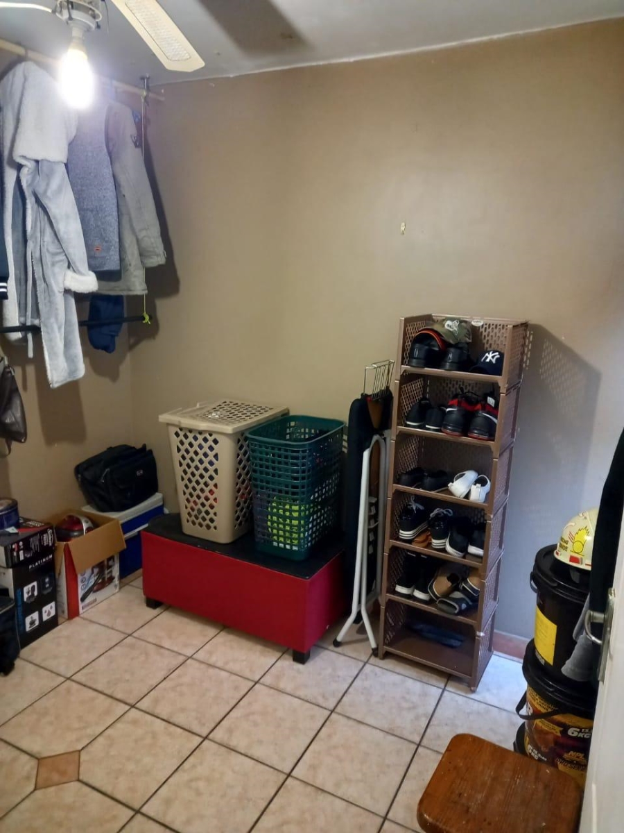 To Let 3 Bedroom Property for Rent in Bluff KwaZulu-Natal